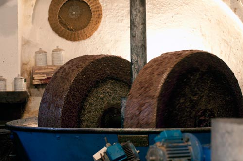 Las piedras de afilar del molino - © Norbert Pousseur