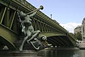 "L'abondance" du pont Mirabeau - © Norbert Pousseur