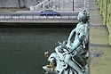 Statue de la ville de Paris du pont Mirabeau - © Norbert Pousseur
