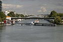 Demi-tour de bateau mouche au pont de Grenelle - © Norbert Pousseur