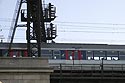 Train de la ligne de Clichy traversant la Seine - © Norbert Pousseur