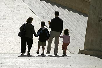 Famille descendant vers la Seine - © Norbert Pousseur