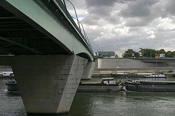 Une arche du pont du Garigliano - ponts sur Seine - © Norbert Pousseur