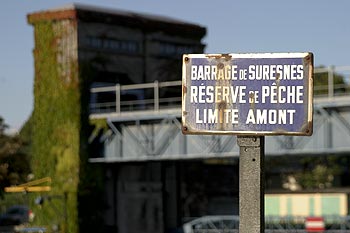 Panneau du barrage de Suresnes - ponts sur Seine - © Norbert Pousseur
