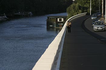 Boulevard aux abords du pont de Puteaux - ponts sur Seine - © Norbert Pousseur