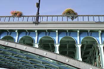 Les structures du pont bleu d'Asnières - ponts sur Seine - © Norbert Pousseur
