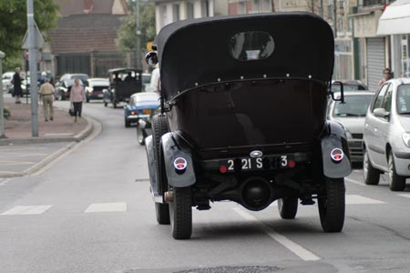 Citroen vue de l'arrière - voiture ancienne - © Norbert Pousseur