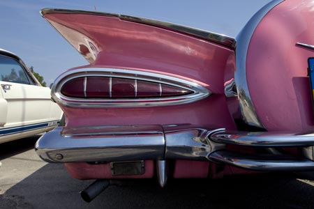 Aile de Chrysler Chevrolet  - voiture ancienne - © Norbert Pousseur