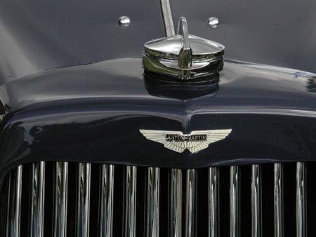 Aston Martin Tourer Abbey - voiture ancienne - © Norbert Pousseur