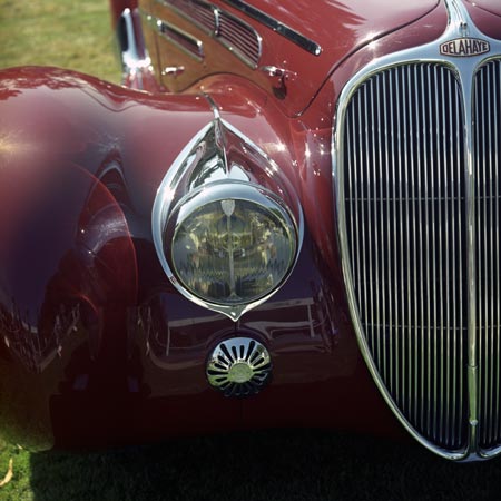 Phare et calandre de Delahaye - voiture ancienne - © Norbert Pousseur