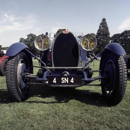 Bugatti des années 30 - voiture ancienne - © Norbert Pousseur
