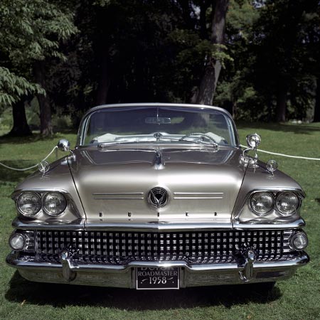 Buick Roadmaster - voiture ancienne - © Norbert Pousseur