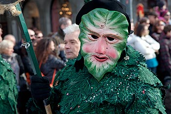 Visage feuille d'arbre - © Norbert Pousseur