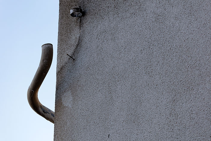 Tuyeau tordu sans utilité -  © Norbert Pousseur