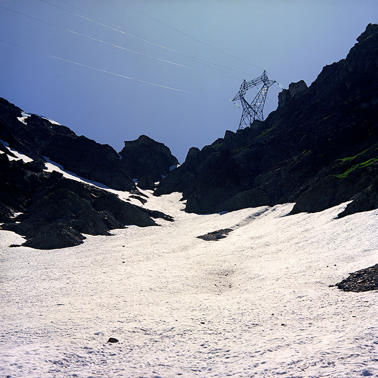 Haute tension en Haute-montagne -  © Norbert Pousseur