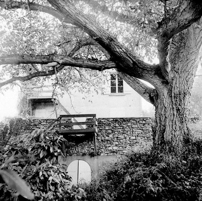 Ancienne  façade latérale du moulin Russon -  © Norbert Pousseur