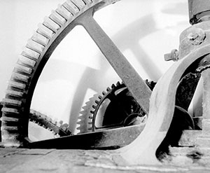 Imagette : Grande roue crantée de moulin -  © Norbert Pousseur