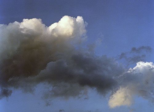 Petit nuage noir menaçant -  © Norbert Pousseur