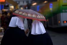 Pélerins à Lourdes - © Norbert Pousseur - canon400da__1269