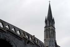 Pélerins à Lourdes - © Norbert Pousseur - canon400da__1392