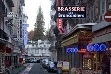 Pélerins à Lourdes - © Norbert Pousseur - canon400da__1451