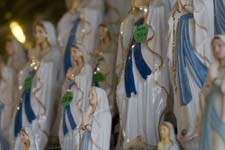 Pélerins à Lourdes - © Norbert Pousseur - canon400da__1622